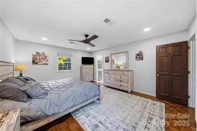 7116 Hollyhouse Drive, Charlotte, NC 28215 - Photo 29