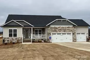 134 Swan Pk Ln, Statesville, NC 28625 - Photo 1