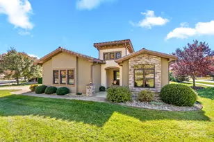 4 Pacifico Dr, Asheville, NC 28806 - Photo 1