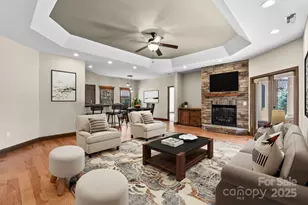 4 Pacifico Dr, Asheville, NC 28806 - Photo 3