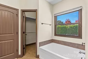 4 Pacifico Dr, Asheville, NC 28806 - Photo 19