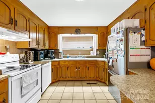 312 E 26th St, Kannapolis, NC 28083 - Photo 13