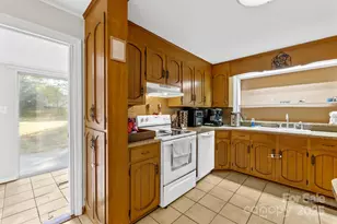 312 E 26th St, Kannapolis, NC 28083 - Photo 15