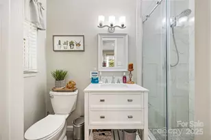 1711 McCombs St, Newton, NC 28658 - Photo 19