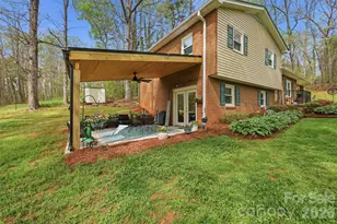 1711 McCombs St, Newton, NC 28658 - Photo 7