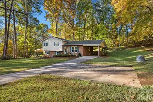 1711 McCombs St, Newton, NC 28658 - Photo 7