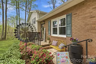1711 McCombs St, Newton, NC 28658 - Photo 5