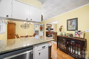 1711 McCombs St, Newton, NC 28658 - Photo 21