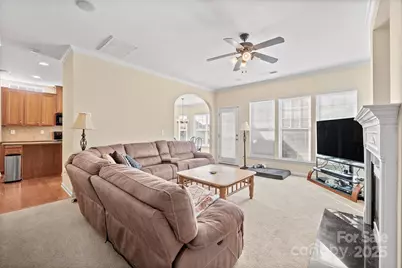 9911 Dominion Crest Drive, Charlotte, NC 28269 - Photo 15