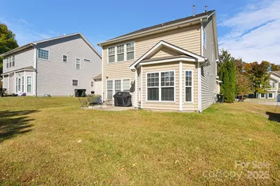 9911 Dominion Crest Drive, Charlotte, NC 28269 - Photo 23