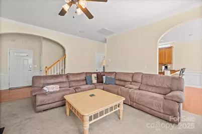 9911 Dominion Crest Drive, Charlotte, NC 28269 - Photo 13