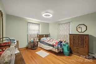 3010 7th St Dr NE, Hickory, NC 28601 - Photo 13