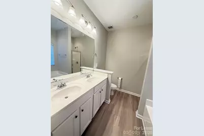 5656 Tipperlinn Way, Charlotte, NC 28278 - Photo 5