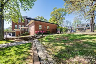 426 2nd Ave SE, Hickory, NC 28601 - Photo 31