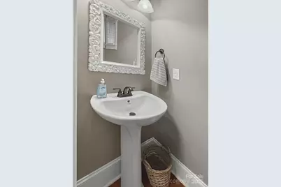 100 N Laurel Avenue #115, Charlotte, NC 28207 - Photo 19