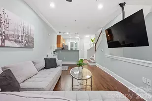 100 N Laurel Ave, Charlotte, NC 28207 - Photo 13