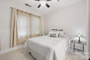 100 N Laurel Ave, Charlotte, NC 28207 - Photo 25