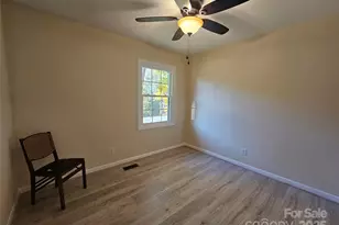 3025 Downing St, Shelby, NC 28152 - Photo 13