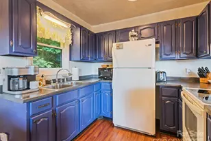 318 Grapevine Cove, Waynesville, NC 28785 - Photo 11