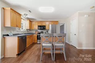 110 Nahcotta Dr, Mooresville, NC 28115 - Photo 3