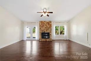 501 Vista Grande Cir, Charlotte, NC 28226 - Photo 15