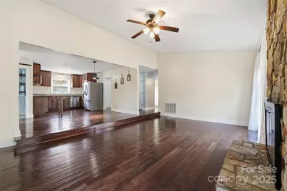 501 Vista Grande Circle, Charlotte, NC 28226 - Photo 17