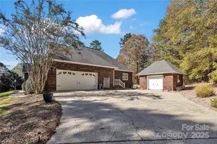 2250 Brickstone Cir, Concord, NC 28025 - Photo 3