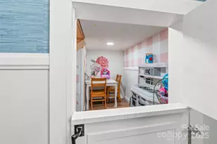 9233 Mackinaw Dr, Gastonia, NC 28056 - Photo 9