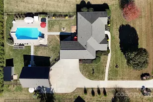 106 Seven Springs Loop, Statesville, NC 28625 - Photo 3