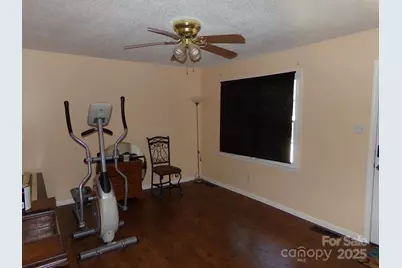 556 Roundtree Circle, Chester, SC 29706 - Photo 9