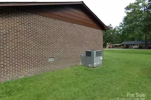 556 Roundtree Cir, Chester, SC 29706 - Photo 15