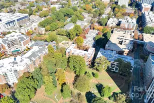 224 N Poplar St, Charlotte, NC 28202 - Photo 3