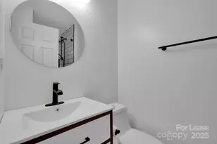 224 N Poplar St, Charlotte, NC 28202 - Photo 27