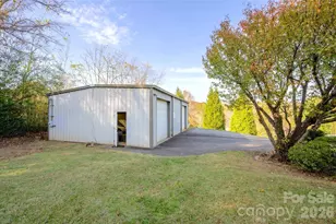 24 Green Acres Dr, Candler, NC 28715 - Photo 27