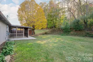 24 Green Acres Dr, Candler, NC 28715 - Photo 25
