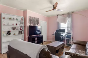 204 Shelby St, Hickory, NC 28601 - Photo 11