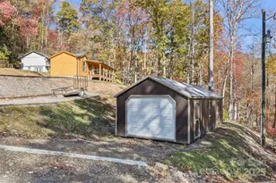 130 Charity Ln, Candler, NC 28715 - Photo 17