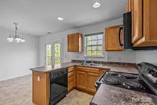 107 Alpine Ridge Dr, Asheville, NC 28803 - Photo 9