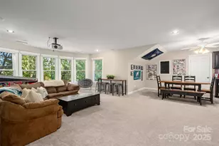 12106 Woodcliff Ct, Charlotte, NC 28277 - Photo 31