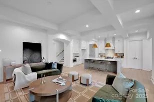 2820 Springway Dr, Charlotte, NC 28205 - Photo 9