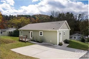 17 Sycamore St, Asheville, NC 28804 - Photo 9