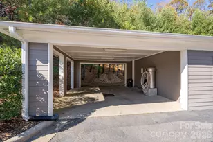 600 Vista Lake Dr, Candler, NC 28715 - Photo 29
