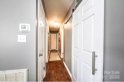 3567 Smithfield Drive NW, Conover, NC 28613 - Photo 17