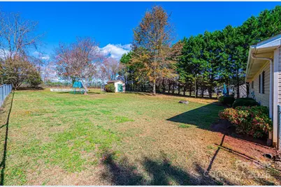 3567 Smithfield Drive NW, Conover, NC 28613 - Photo 9