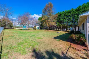 3567 Smithfield Dr NW, Conover, NC 28613 - Photo 9