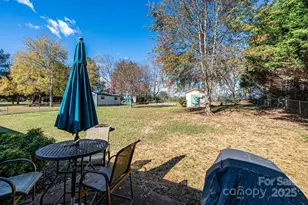 3567 Smithfield Dr NW, Conover, NC 28613 - Photo 15