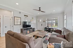 705 W 2nd Ave, Gastonia, NC 28052 - Photo 9