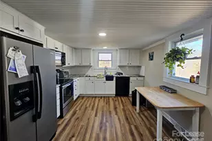 208 W Main St, Lawndale, NC 28090 - Photo 5