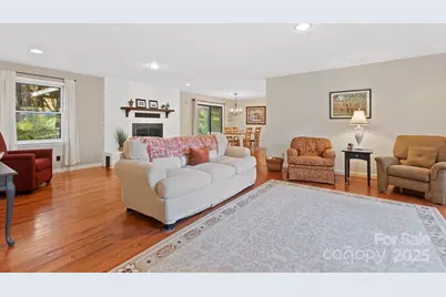 228 Raintree Drive, Hendersonville, NC 28791 - Photo 9