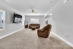 705 Centennial St, Gastonia, NC 28056 - Photo 7